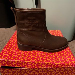 Brand new! Tory Burch brown leather low boots!
